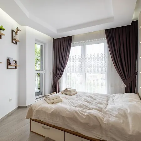 アパート Boutique 1 Bedroom With Private Parking And Port View ヴァルナ