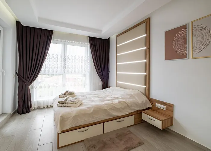 דירה Boutique 1 Bedroom With Private Parking And Port View