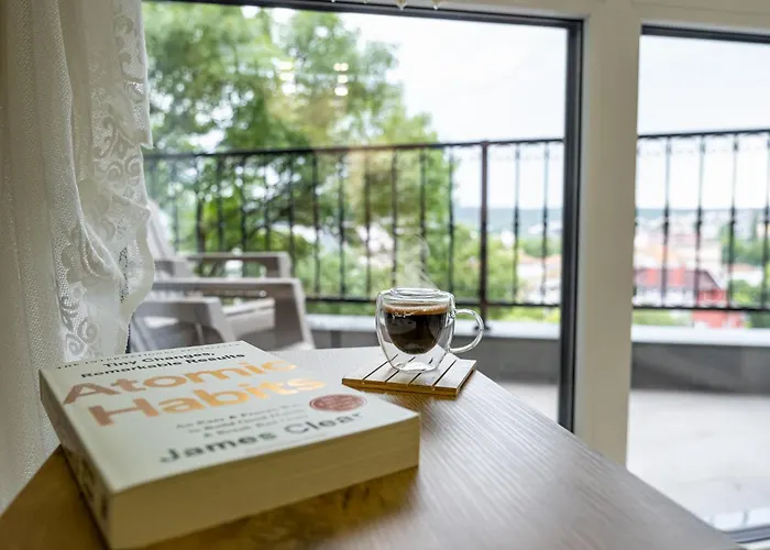 Boutique 1 Bedroom With Private Parking And Port View Апартамент