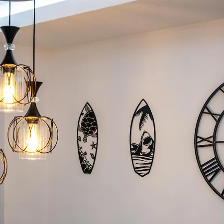 Boutique 1 Bedroom With Private Parking And Port View