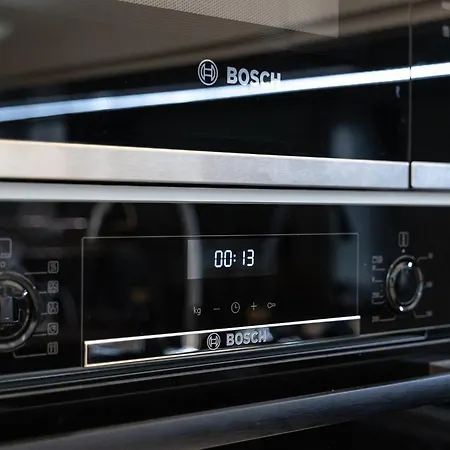 Апартаменты Boutique 1 Bedroom With Private Parking And Port View Варна