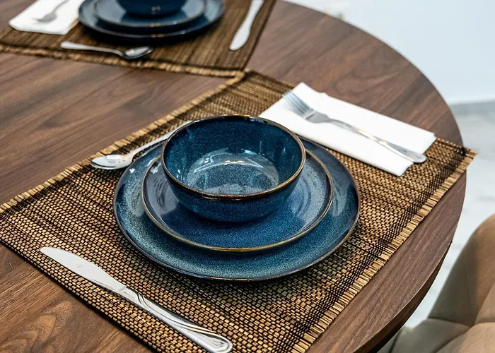 Boutique 1 Bedroom With Private Parking And Port View Varna